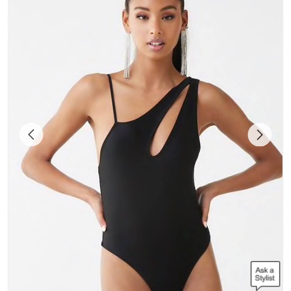 Sleeveless Cut Out Body Suit